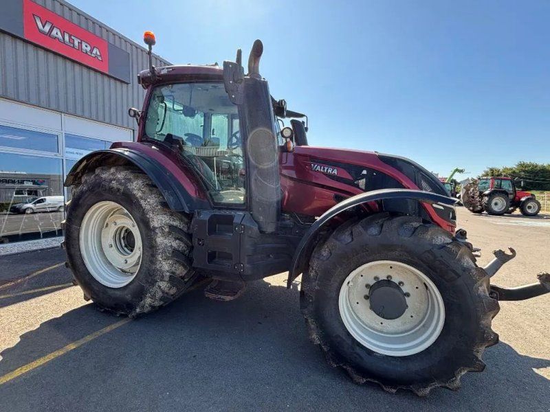 Valtra T 214D