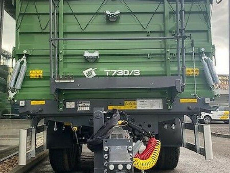 Metal-Fach T730/3 Dreiseitenkipper 16To 40km/h