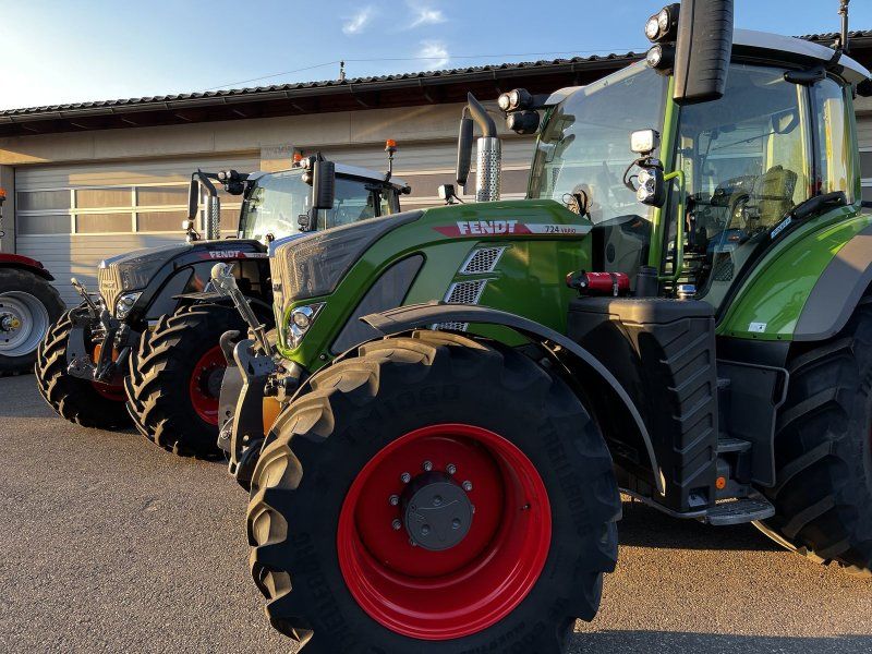 Fendt 718 Vario Profi+