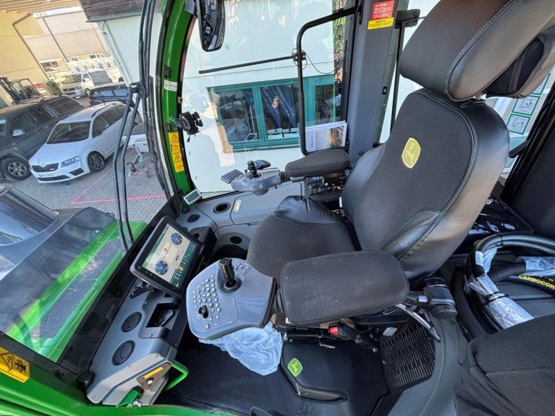 John Deere 1210 G