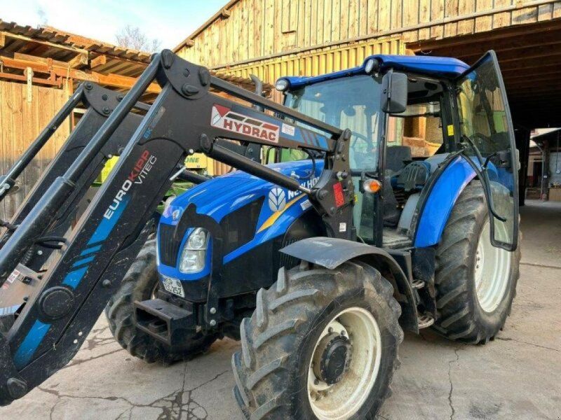 New Holland TD 585