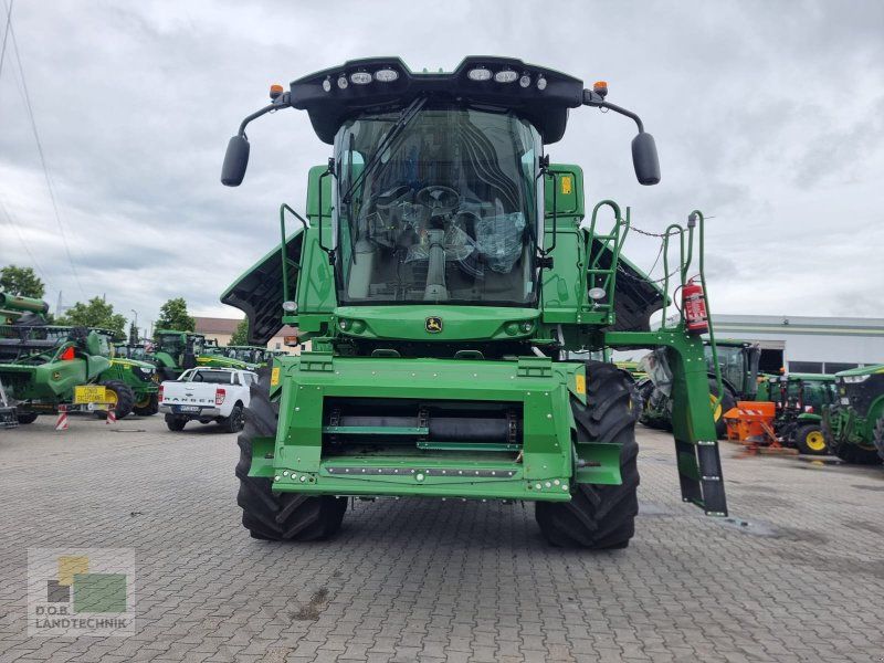John Deere T550