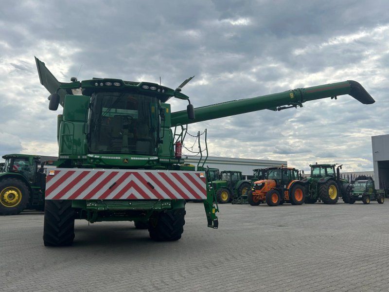 John Deere S770i