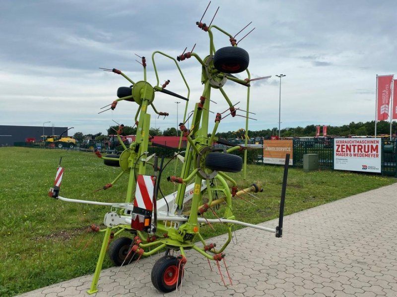 Claas VOLTO 700