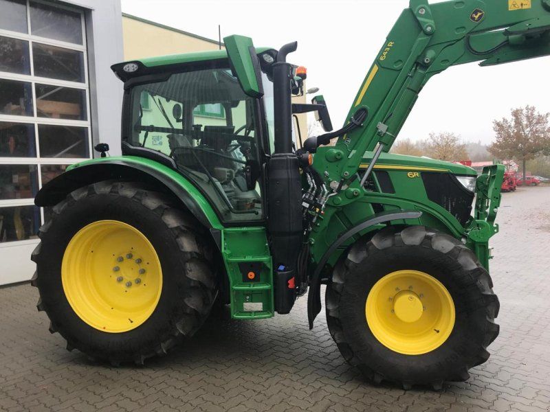 John Deere 6R 110