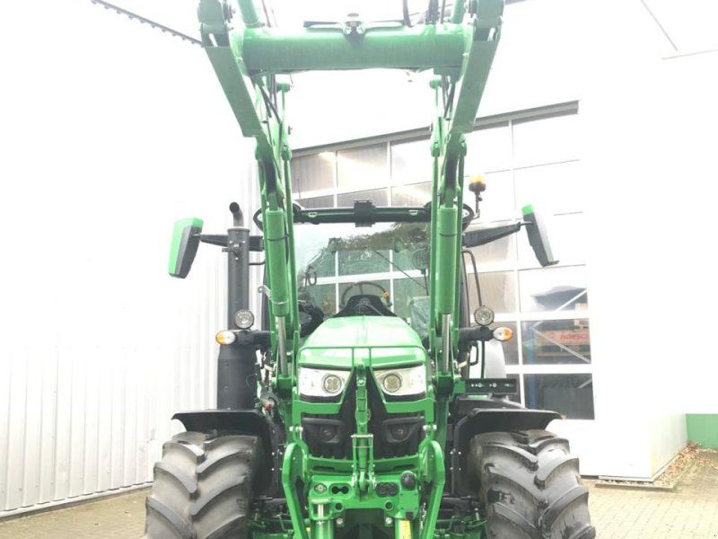 John Deere 6R 110