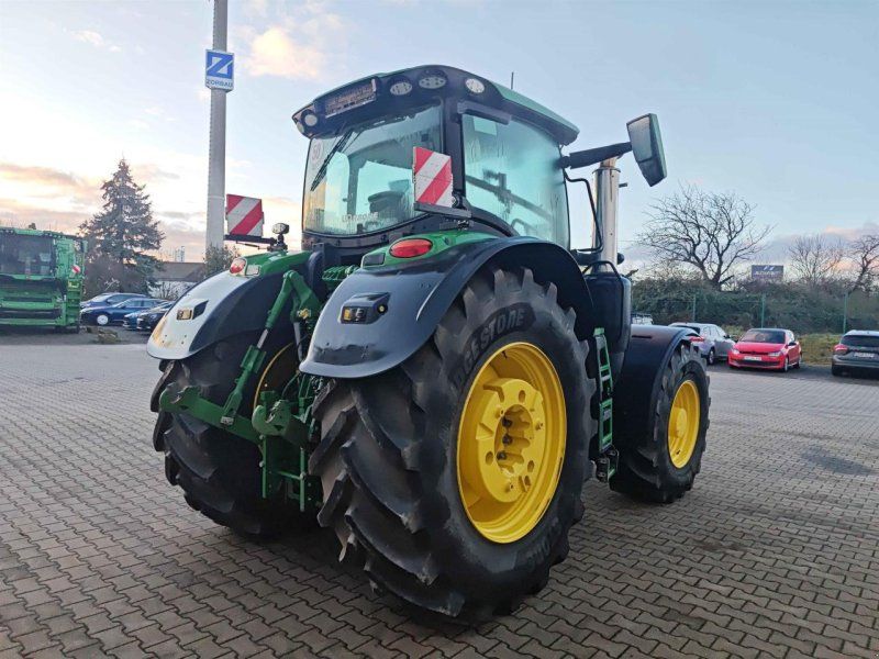 John Deere 6R 250