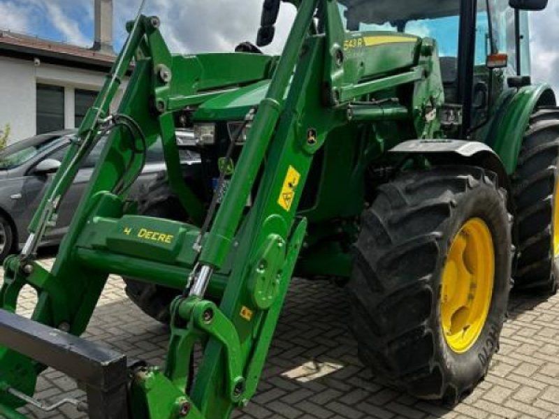 John Deere 5090M