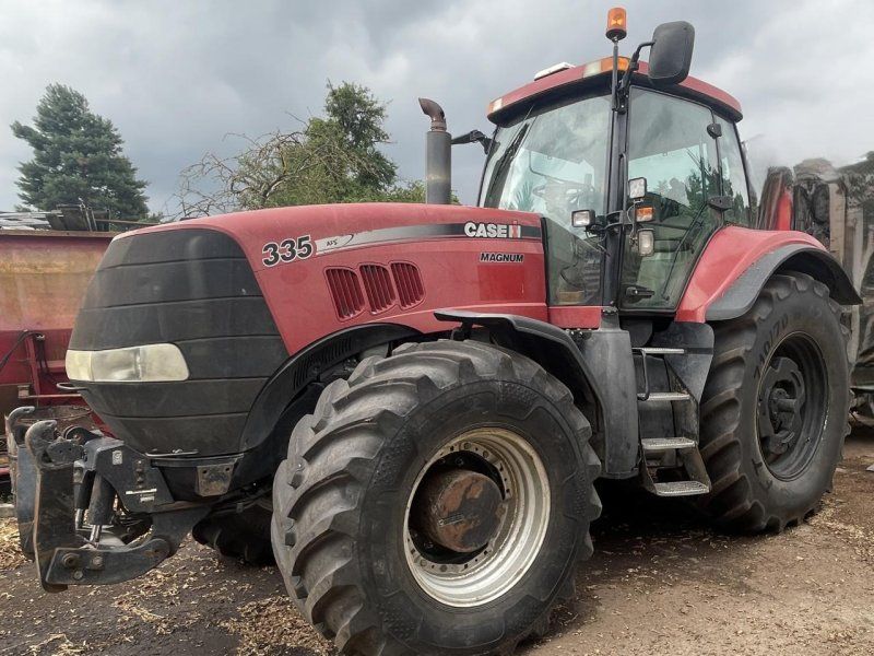 Case IH Magnum 335