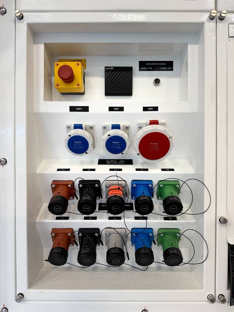 PES100 Energy Storage System - 100 kVA - 115 kWh D
