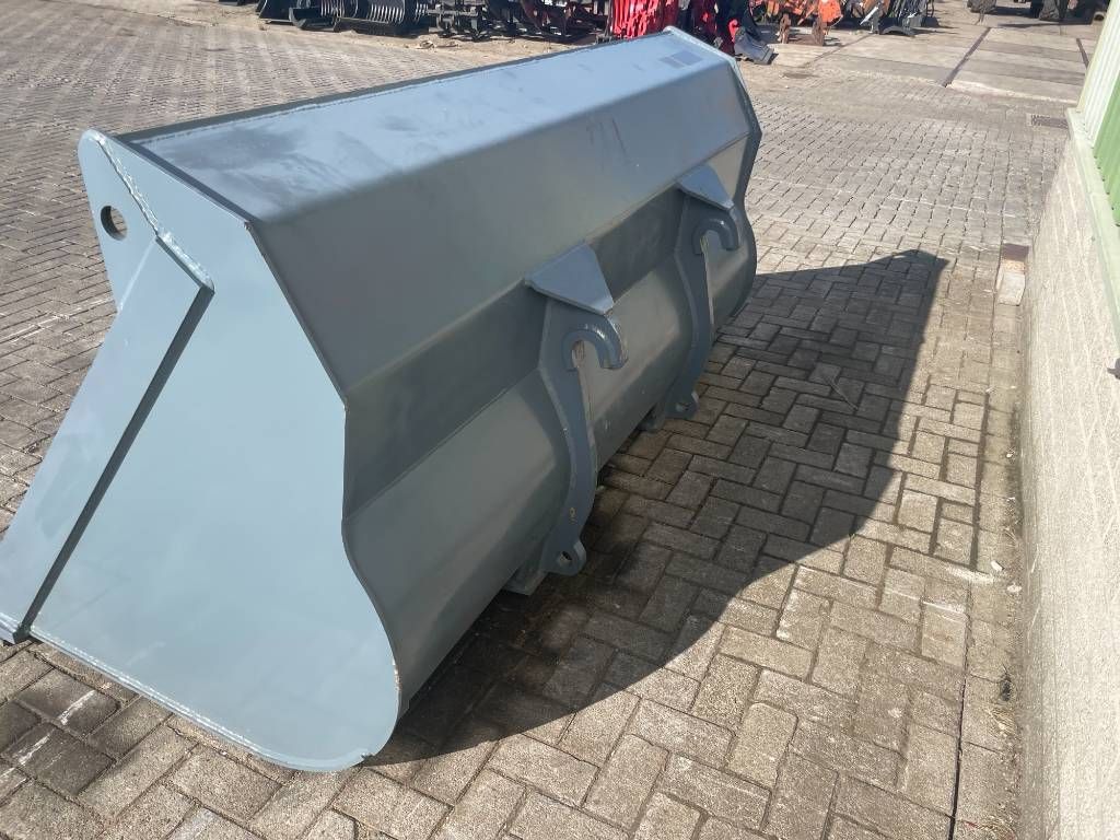Volvo L 90