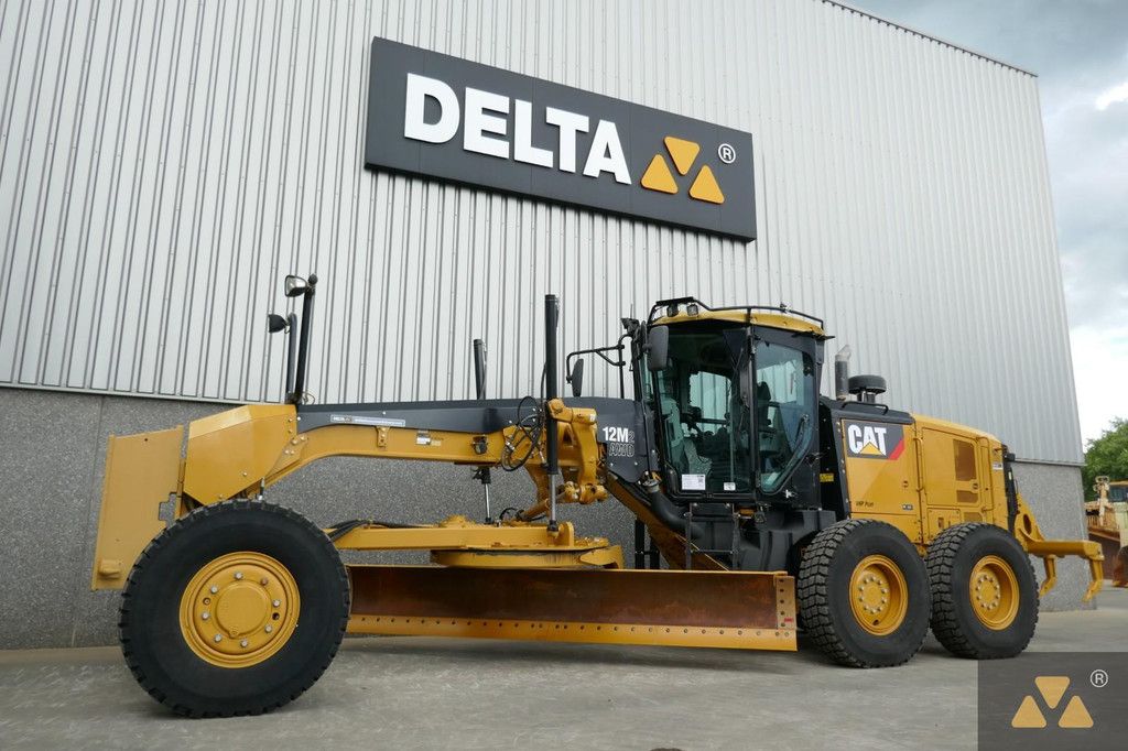 Caterpillar 12M2 AWD