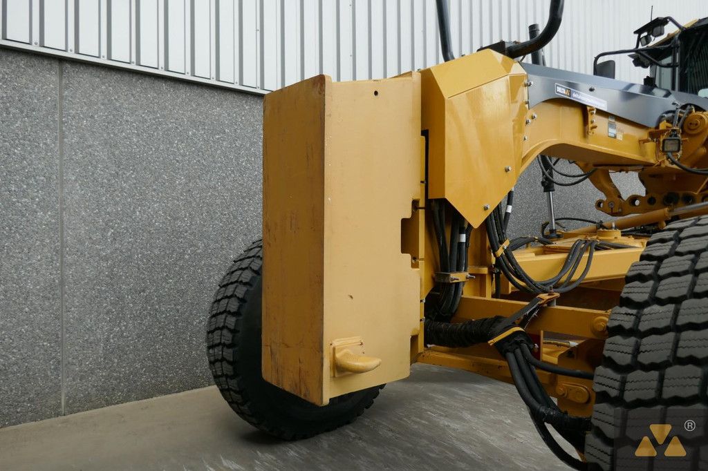 Caterpillar 12M2 AWD