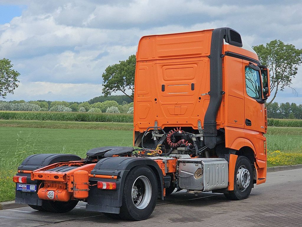 MERCEDES-BENZ ACTROS 1843 LS