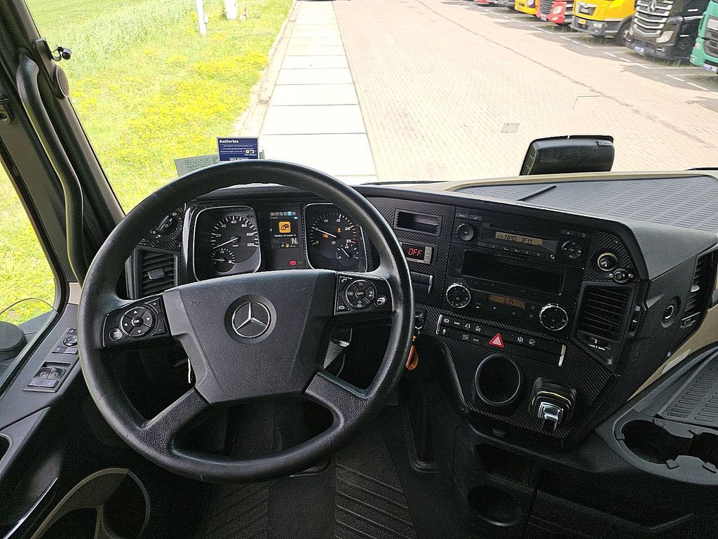 MERCEDES-BENZ ACTROS 1843 LS