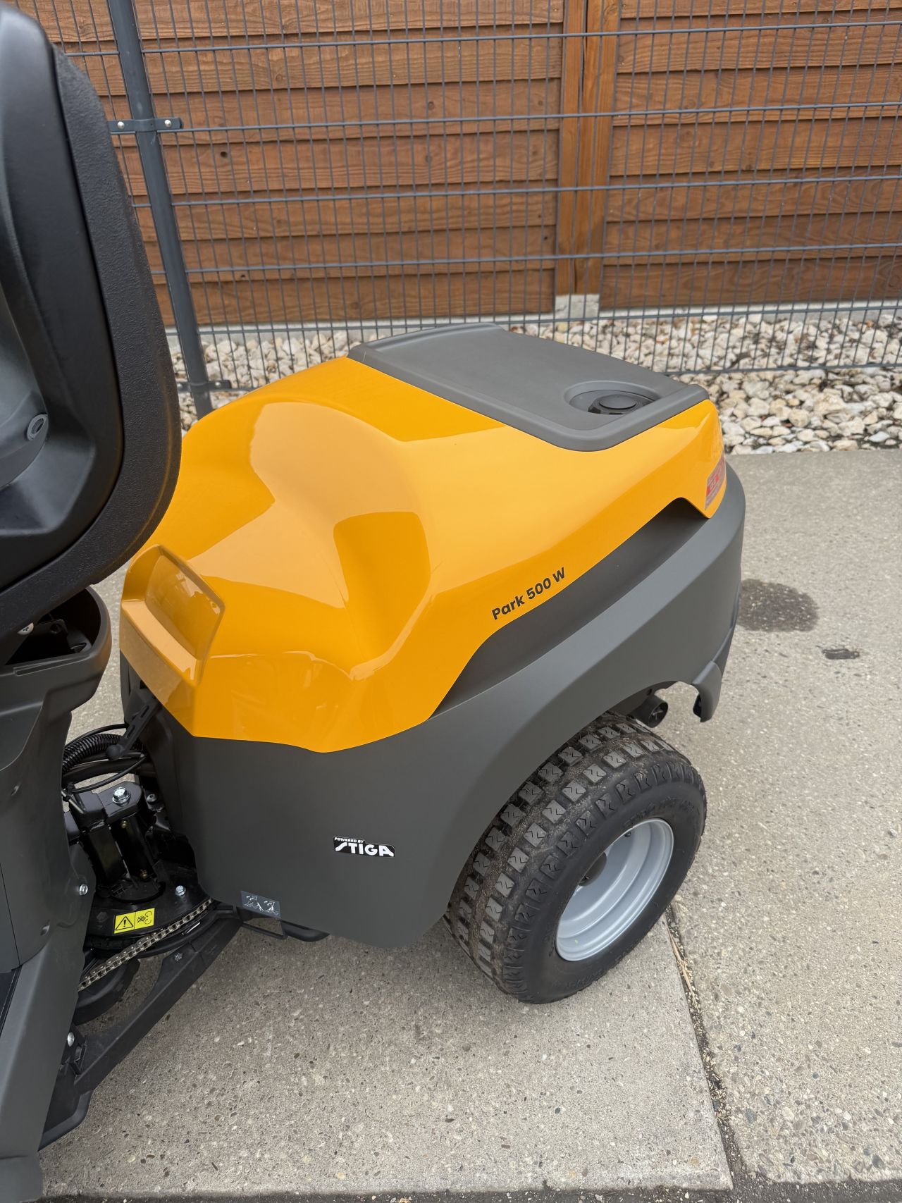 Stiga park 500w showroom machine stuurbekrachtiging