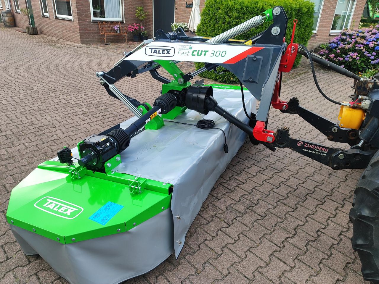 Talex FasCut 300 front schijvenmaaier, geschikt voor stalvoeren