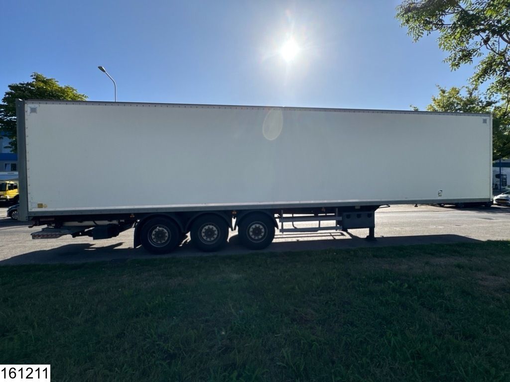 Lecitrailer gesloten bak Dhollandia