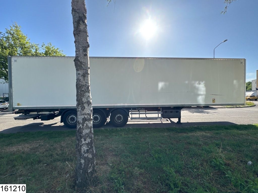 Lecitrailer gesloten bak Dhollandia
