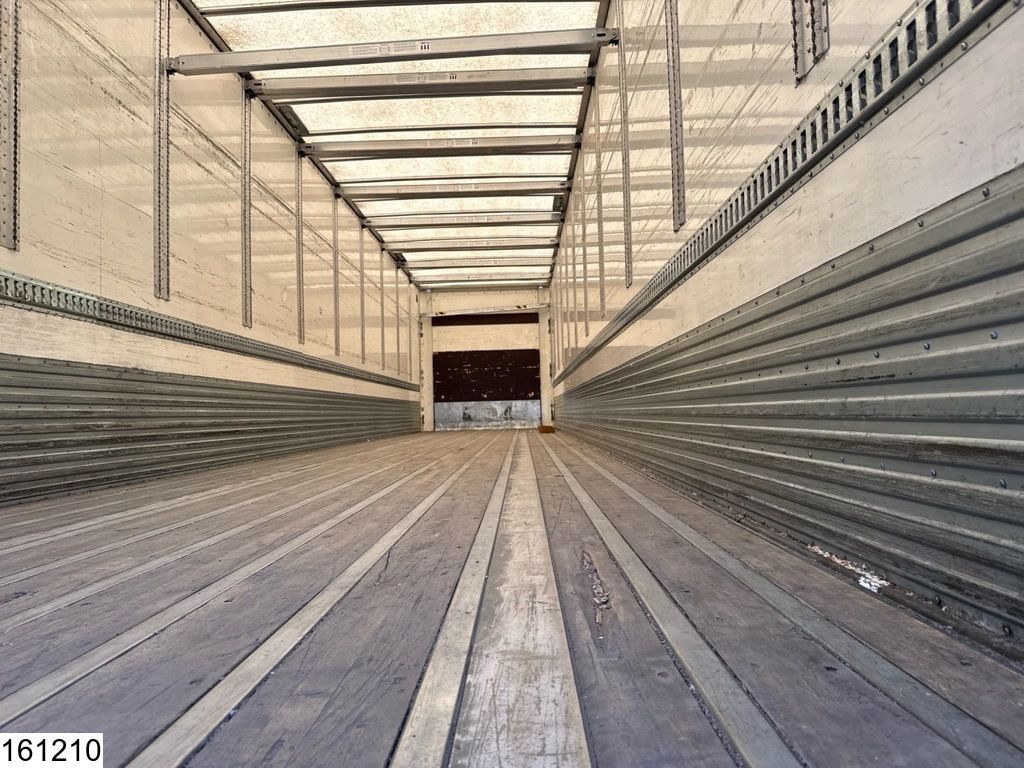Lecitrailer gesloten bak Dhollandia