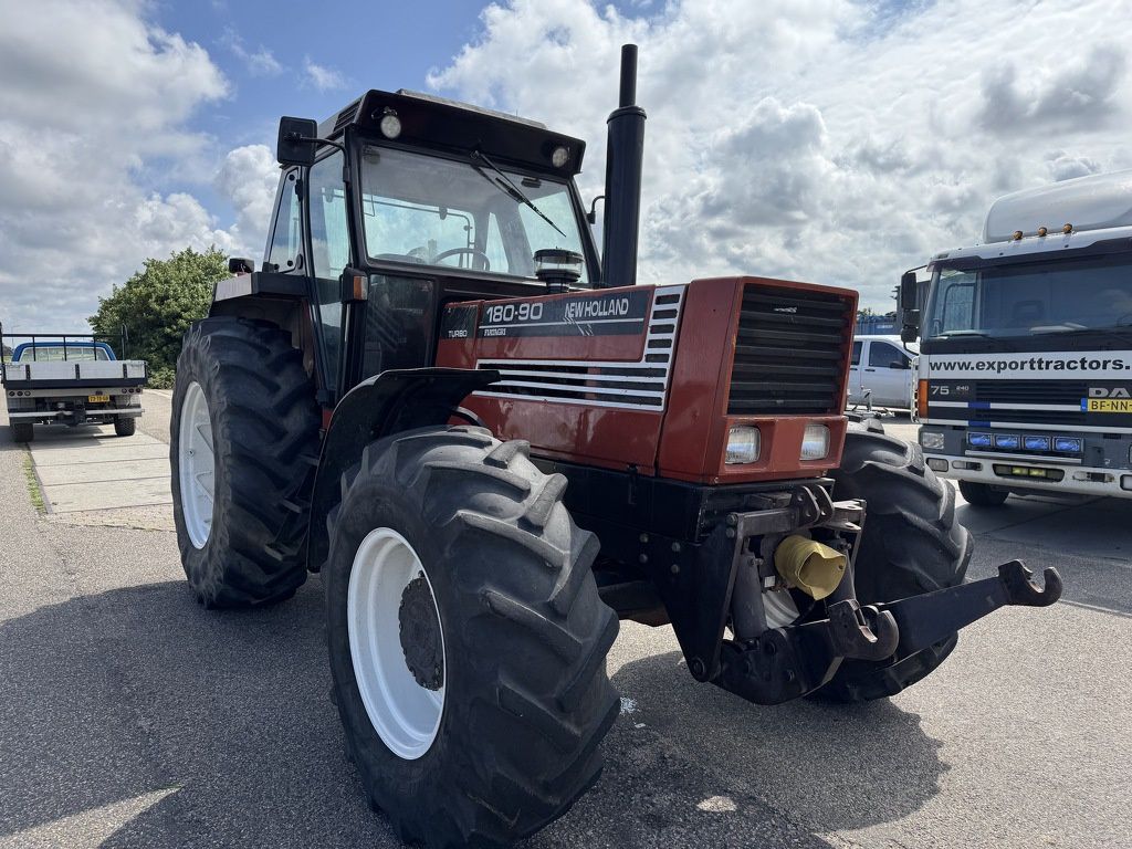 New Holland 180-90DT
