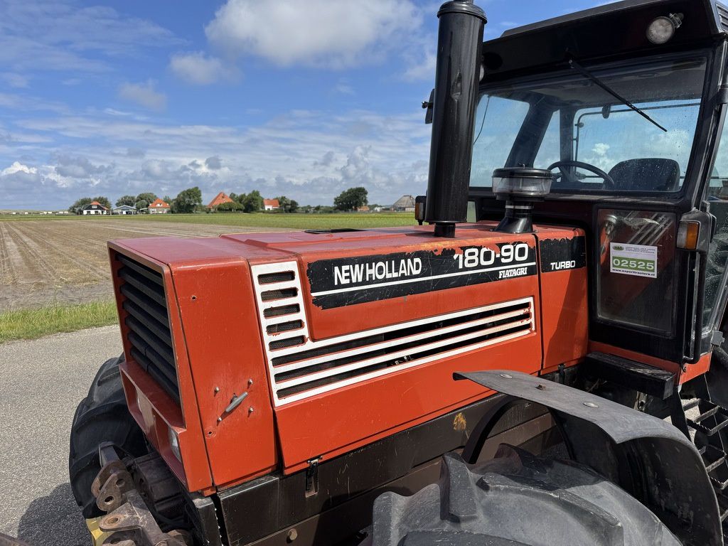 New Holland 180-90DT