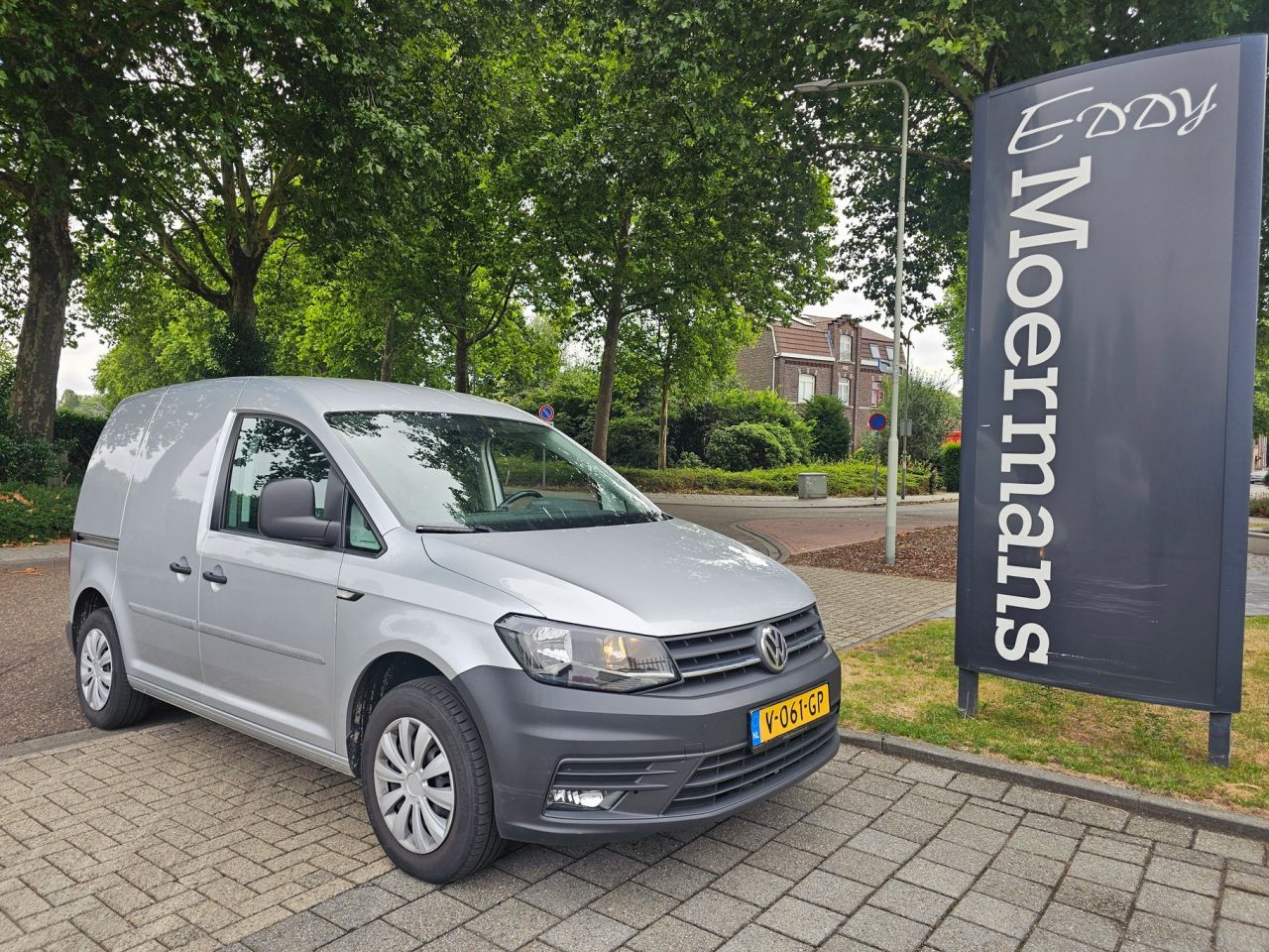 VW Caddy Euro 6