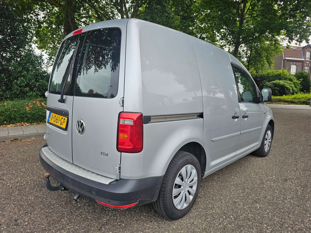 VW Caddy Euro 6