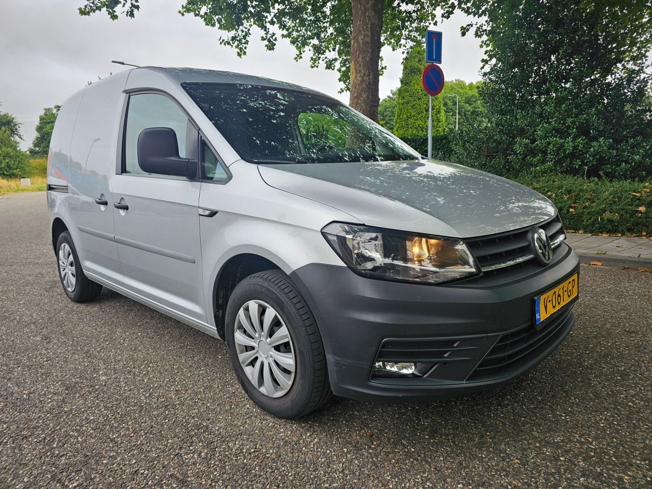 VW Caddy Euro 6