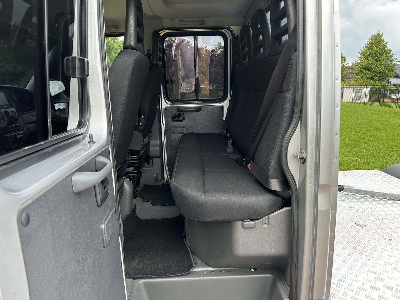 Be trekker 10 ton Iveco Daily 40C17 dubbele cabine