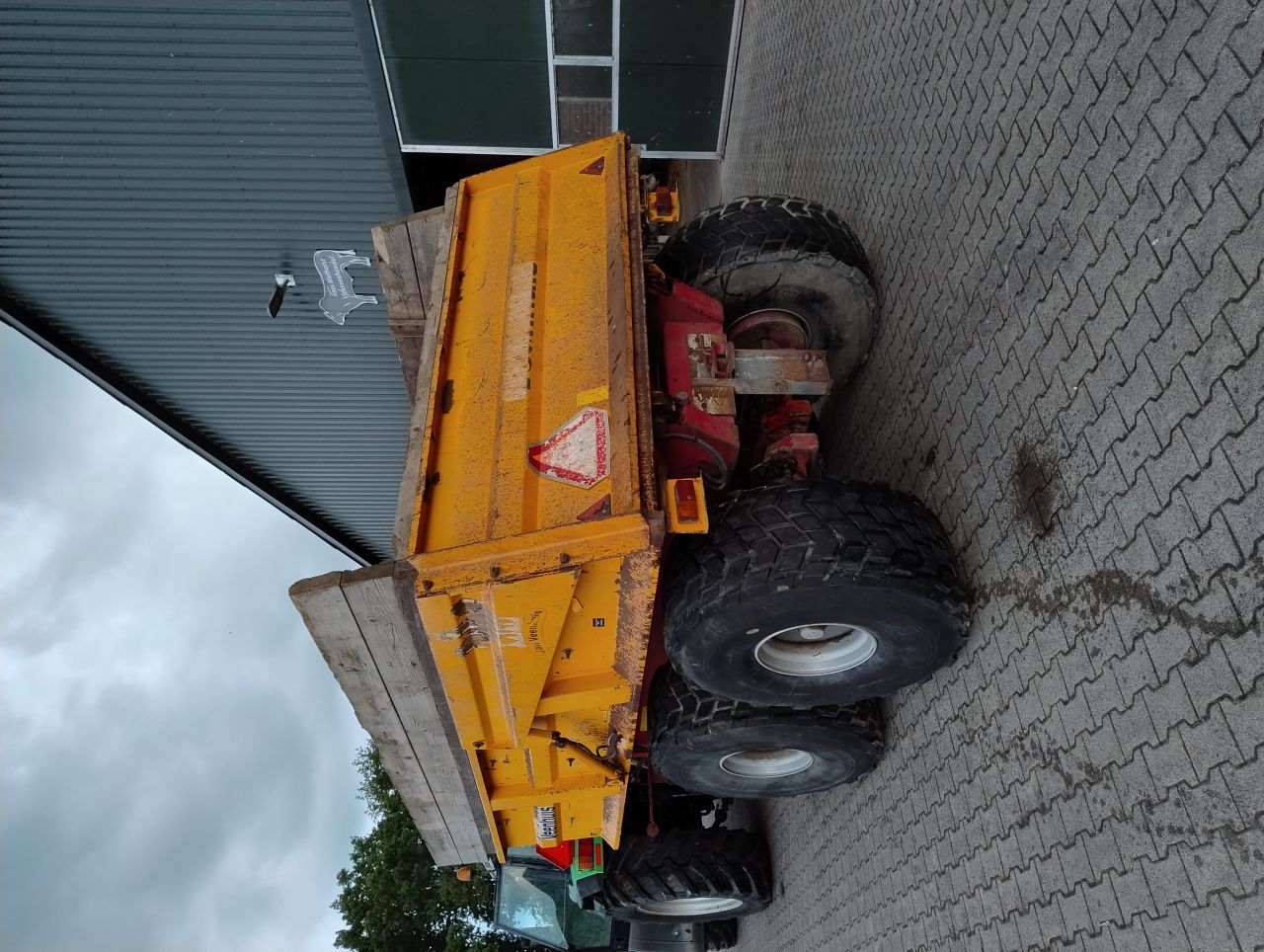Veenhuis kipper