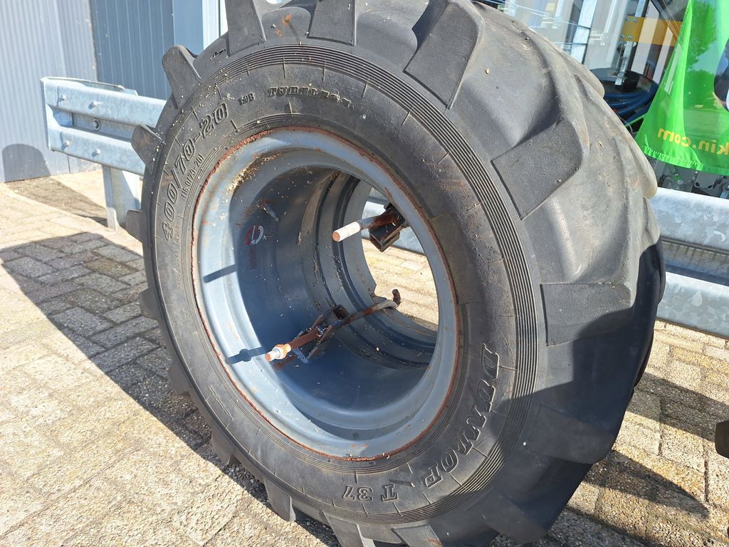 Dunlop 400/70-20 T37