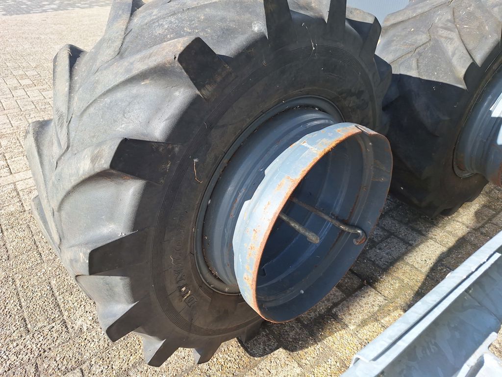 Dunlop 400/70-20 T37