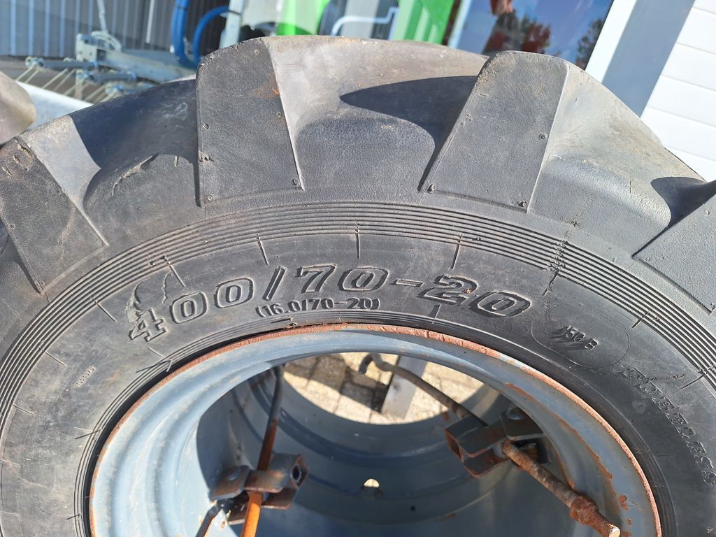 Dunlop 400/70-20 T37