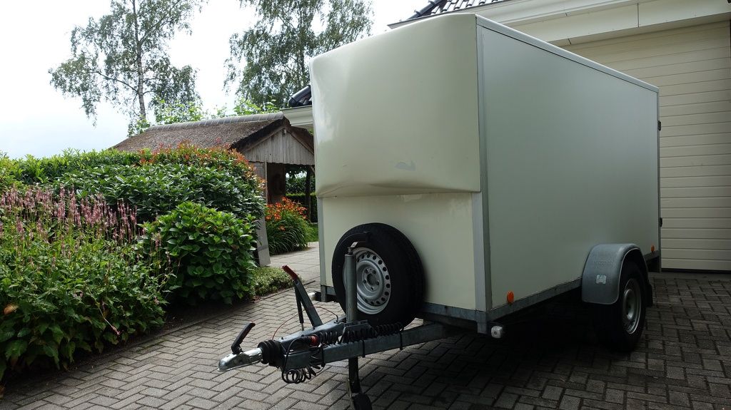 Gesloten aanhangwagen