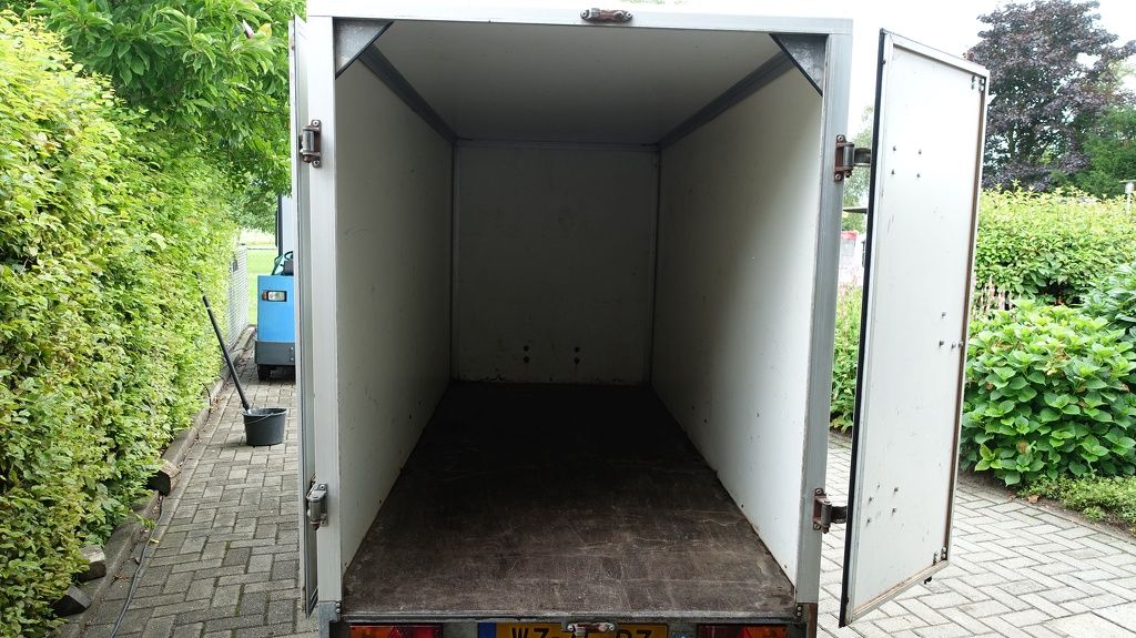Gesloten aanhangwagen