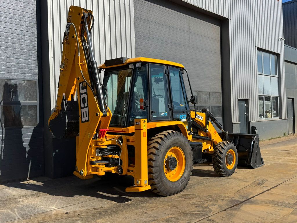 JCB 3DX 4x4 Xtra with extendable boom