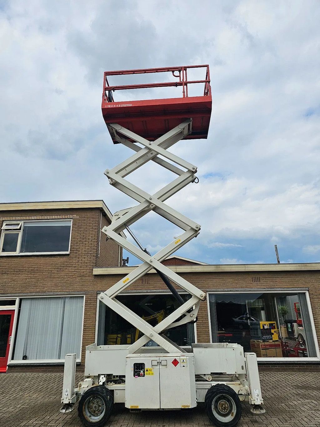 JLG Genie gs3369 ruwterein hoogwerker 2012