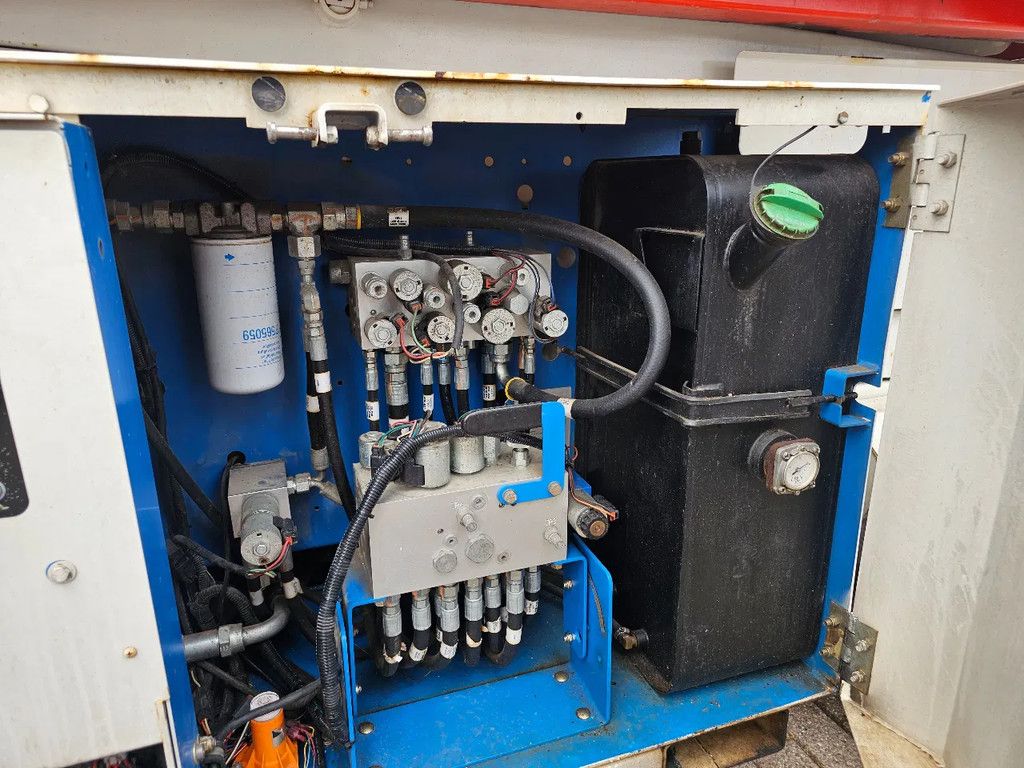 JLG Genie gs3369 ruwterein hoogwerker 2012