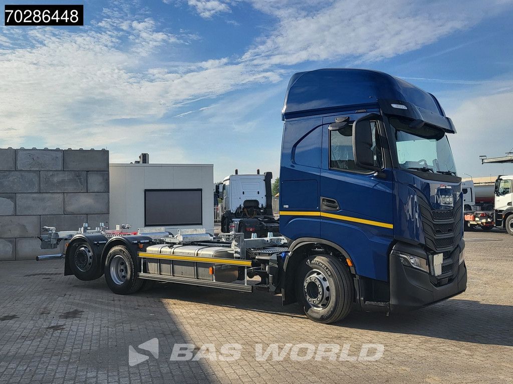 Iveco S-Way 500 6X2 NEW! BDF Lift+steering Axle Automatic Standklima Navi ACC Euro 6