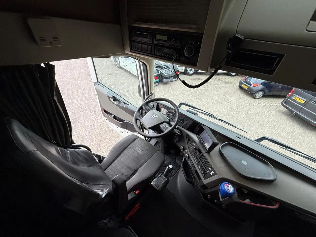 Volvo FH 6X2 VDL 25T Haakarm Standairco 9T Vooras Stuuras NL Truck