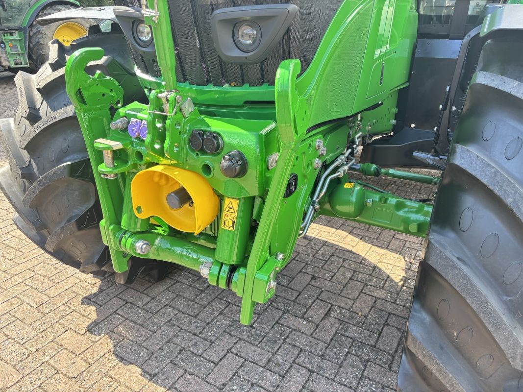 John Deere 6195R CommandPro AT-Ready