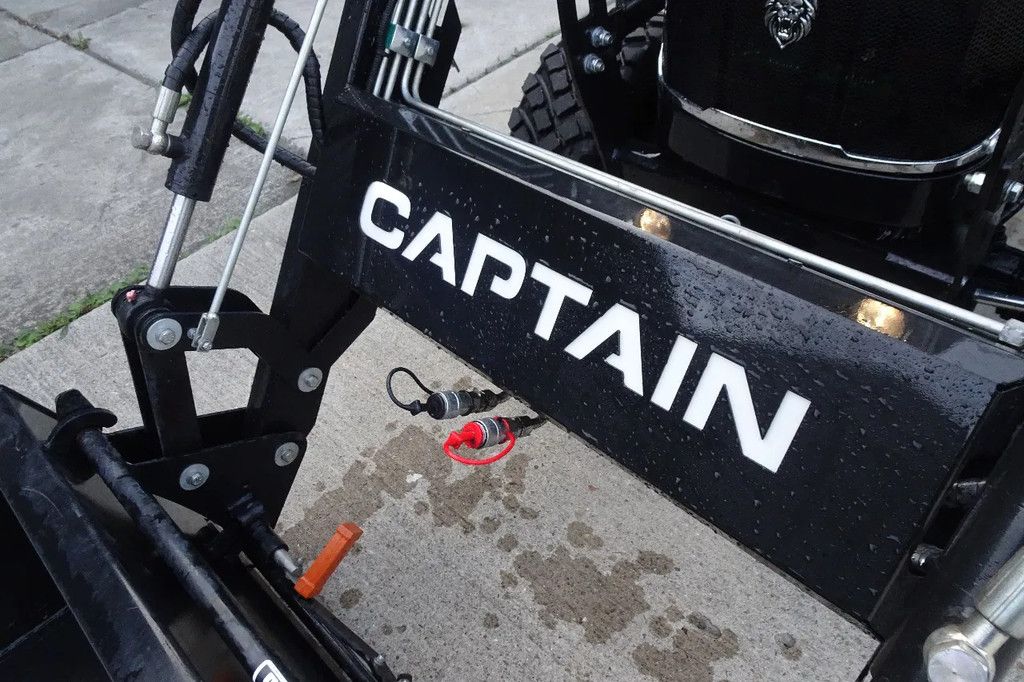 Captain Met voorlader Weinig uren!! 263