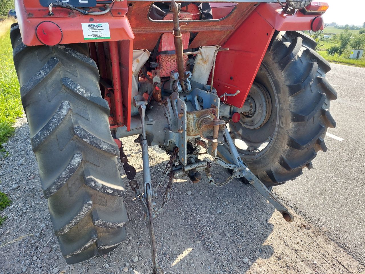 Massey Ferguson 245