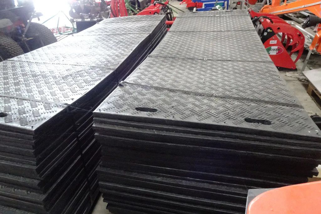 Rijplaat Kunststof afm 300 x 100 x 20