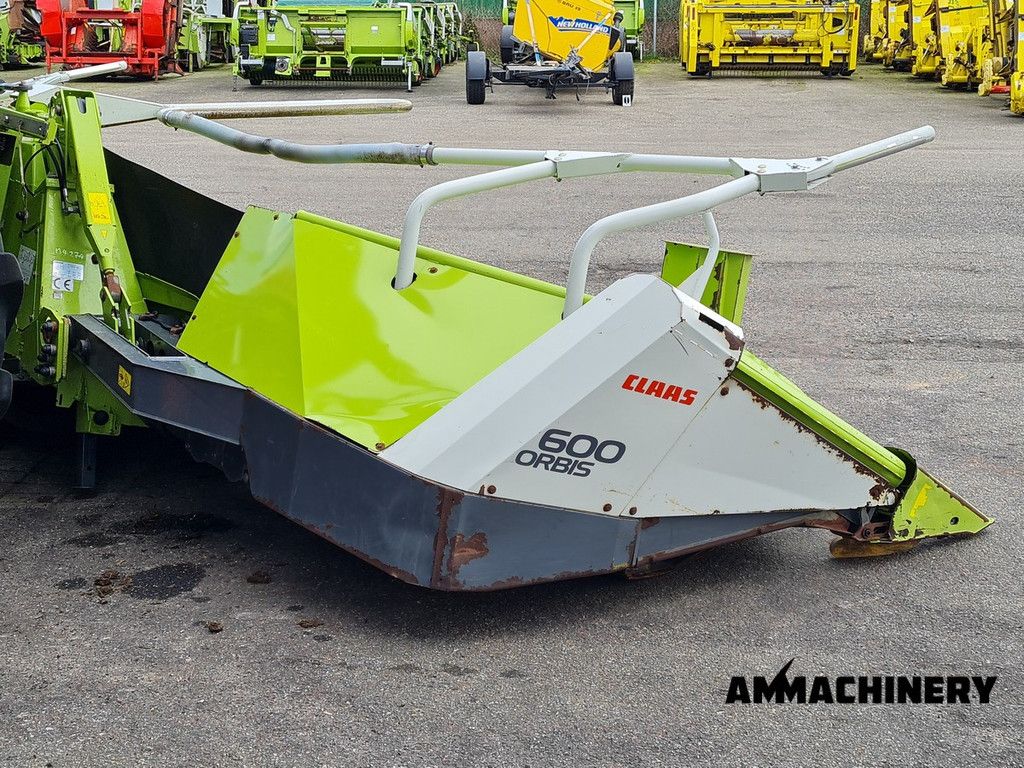 Claas Orbis 600SD rotary corn header
