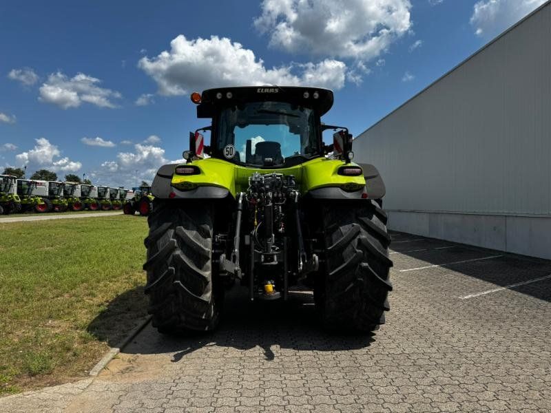 Claas AXION 830