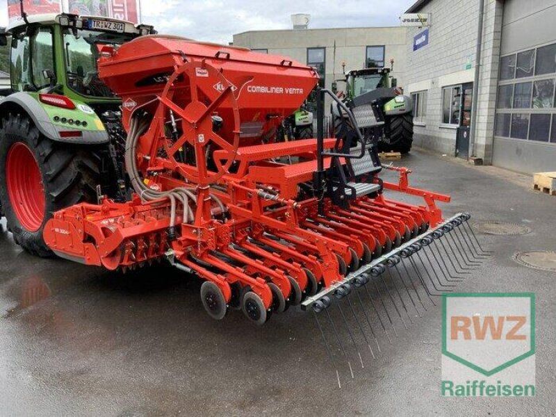Kuhn Combiliner Venta LC302 (55+10,2 Ha)