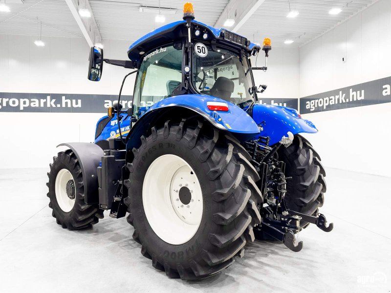 New Holland T7.210