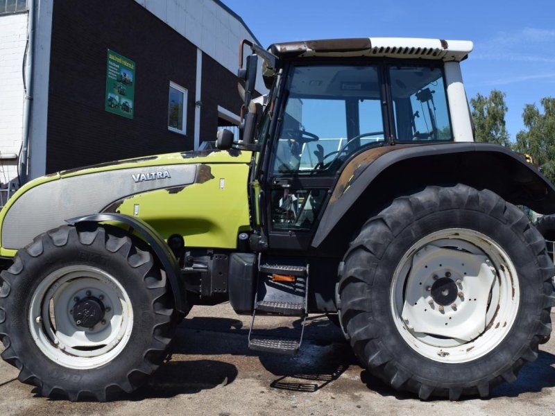 Valtra T120